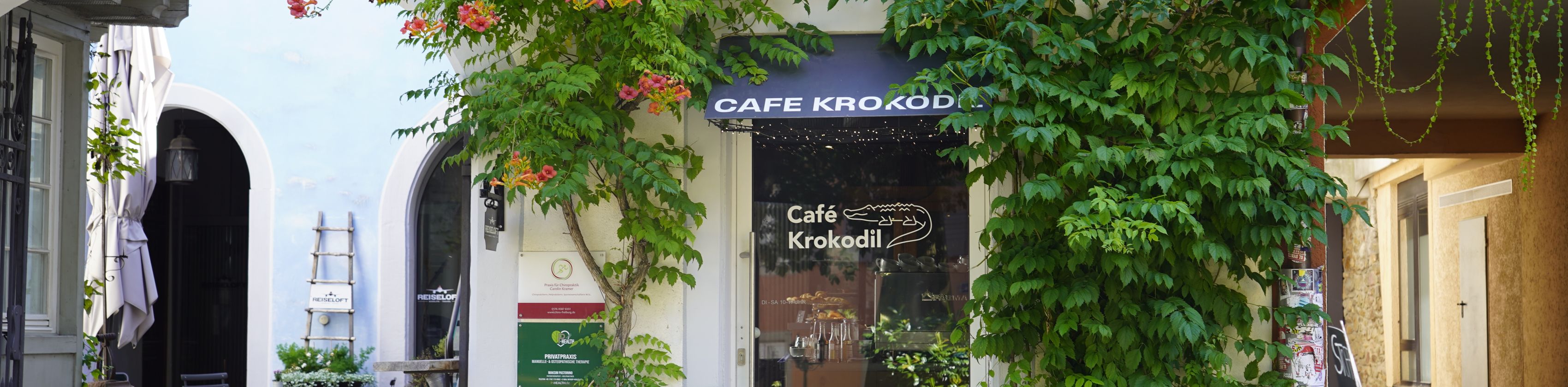 cafe-krokodil-außenansicht-copyright-fwtm-elgersma cafe-krokodil-außenansicht-copyright-fwtm-elgersma