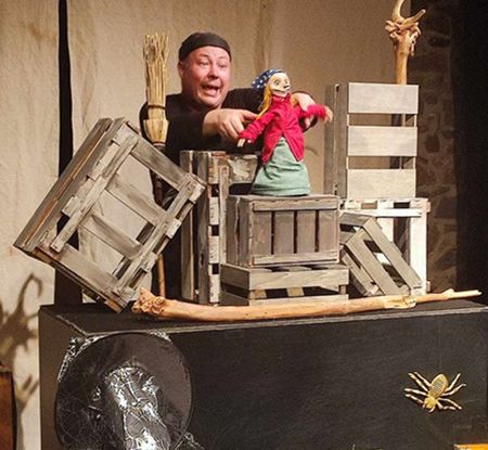 Theater Fiesemadände - La petite sorcière Theater Fiesemadände - La petite sorcière