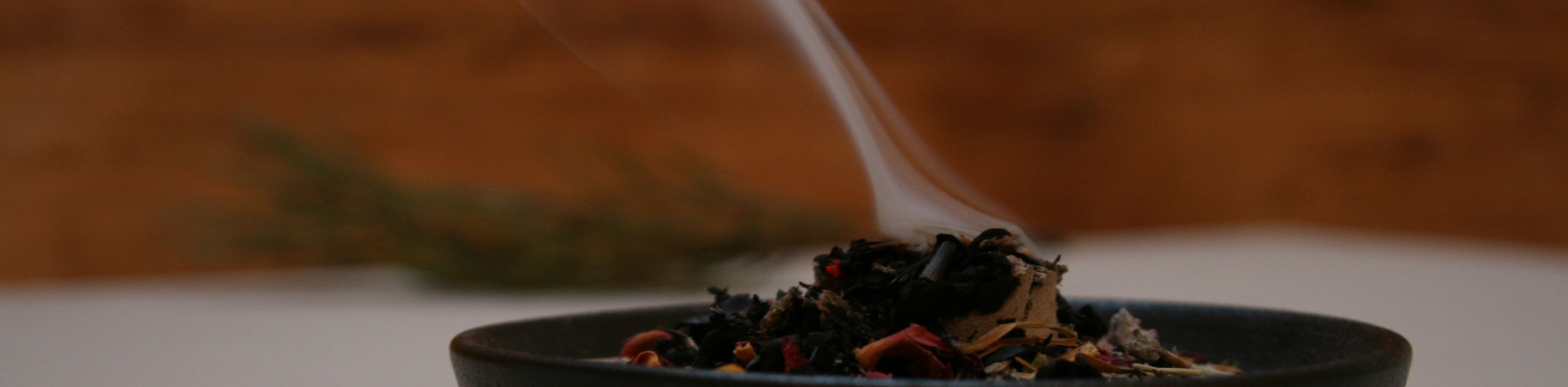 Räucherschale schwarz, © Stefanie Thanhäuser Räucherschale schwarz, © Stefanie Thanhäuser