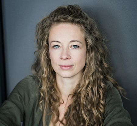 Es braucht nicht viel - Lesung mit Helena Steinhaus Es braucht nicht viel - Lesung mit Helena Steinhaus