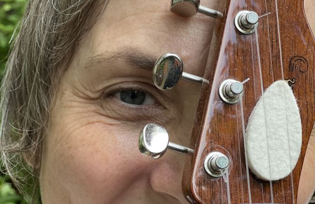 Ukulele introduction for adults 4x Mondays from 08.06.