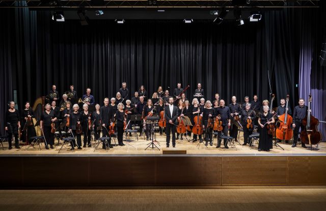 Musikkollegium Freiburg - Bach Fantasia and Fugue, Hummel Trumpet Concerto, Schreker Romantic Suite