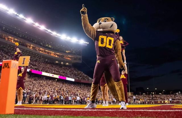 2026_04_21_EdUSA_Pathways to University Athletics