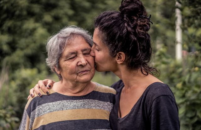 Maintenant, mes parents sont vieux... et qu'est-ce que cela signifie pour nous, les enfants ?!