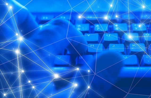 AI Scams and Deepfakes: Spotting What&rsquo;s Real Online