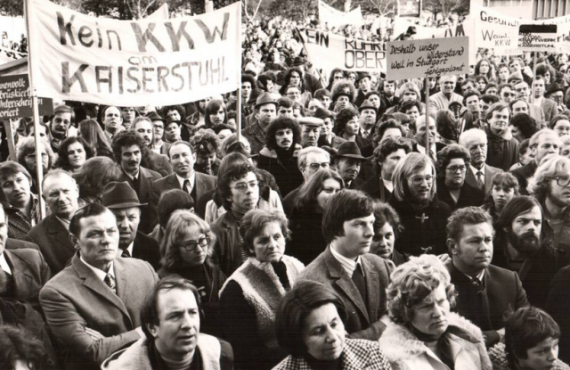 Nai hämmer gsait - Manifestation dans le cadre de l'exposition "50 Jahre Anti-AKW-Protest Wyhl" (50 ans de protestation contre le nucléaire)