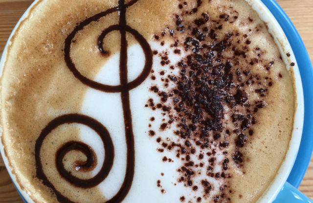 Music and dance in fairy tales