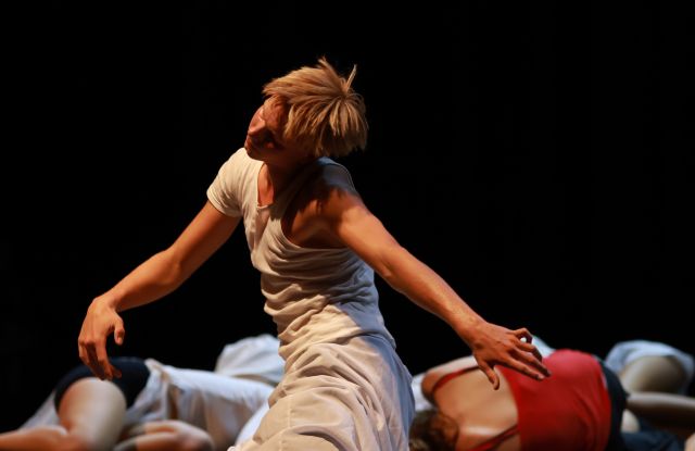 Reels of Reality - Performance. Th&eacute;&acirc;tre de danse pour jeunes du Studio Pro Arte