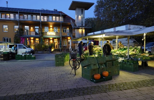 230231108_Wochenmarkt_Vauban_Copyright_Trautwein (40), &copy; FWTM-Trautwein