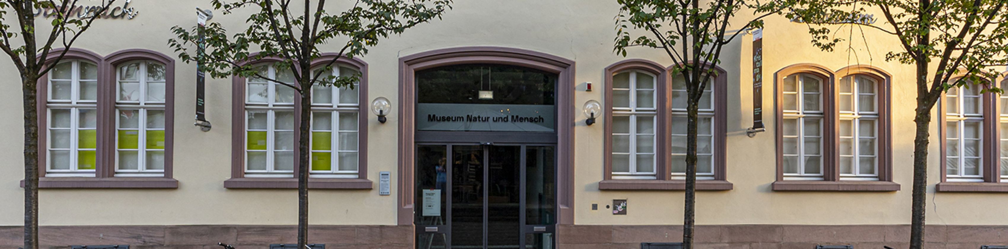 Museum-Natur-Außenansicht-Mensch-FWTM-Spiegelhalter.3, © FWTM-Spiegelhalter