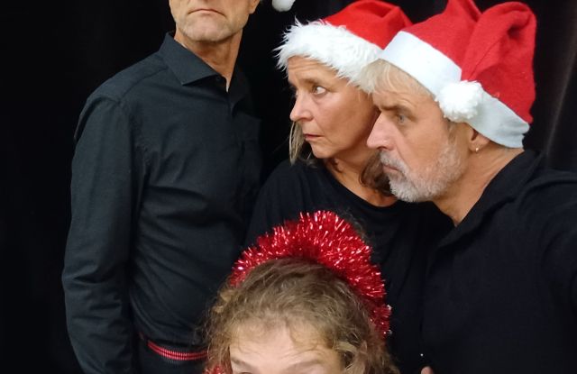 Die Mauerbrecher - Spectacle d'improvisation de Noël Featuring Theater L.U.S.T.