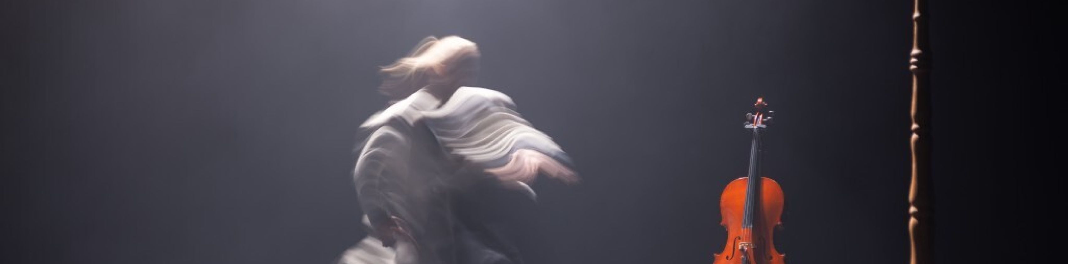 Tornado's Eye - Ein zeitgenössisches Zirkusstück von David Eisele