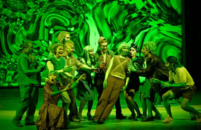Rough and tumble or Fifty Shades of Green
