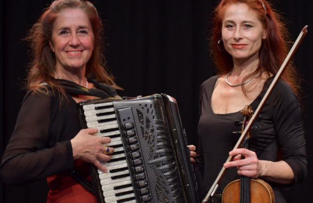 "En terre inconnue" avec Cordula Sauter & Sylvia Oelkrug